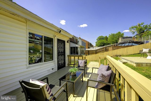 1822 41ST PL SE, Washington, DC 20020