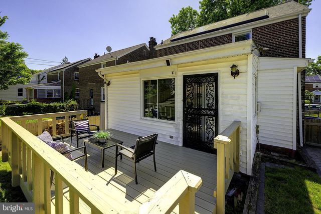 1822 41ST PL SE, Washington, DC 20020