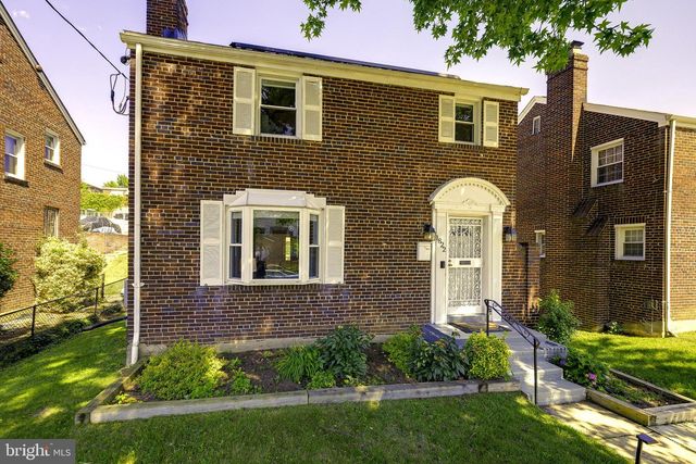 1822 41ST PL SE, Washington, DC 20020
