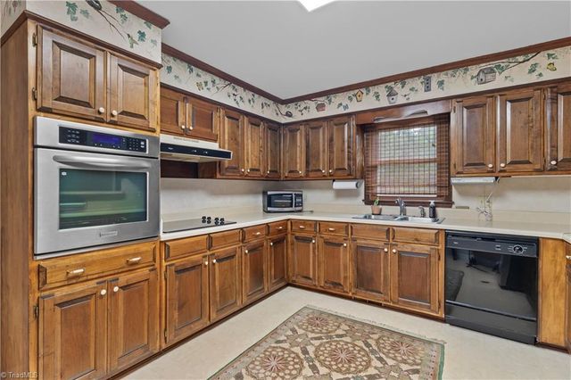 225 Rakestraw Road, Stoneville, NC 27048