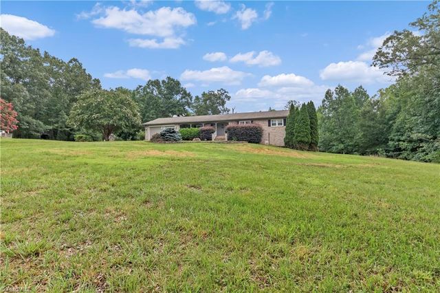 225 Rakestraw Road, Stoneville, NC 27048
