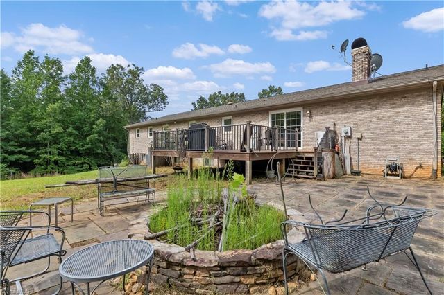 225 Rakestraw Road, Stoneville, NC 27048
