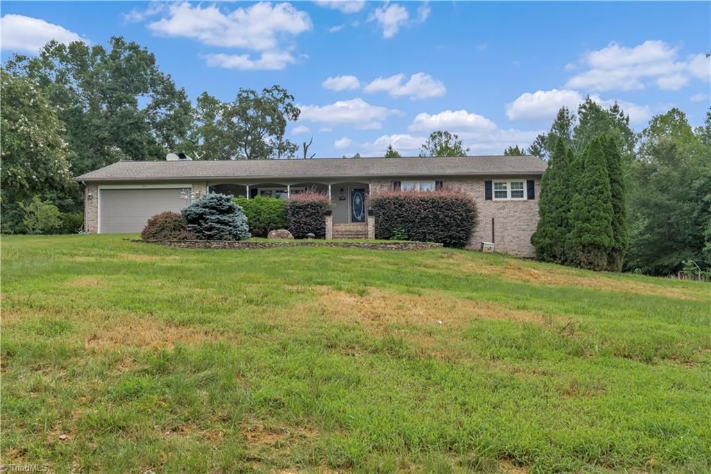 225 Rakestraw Road, Stoneville, NC 27048