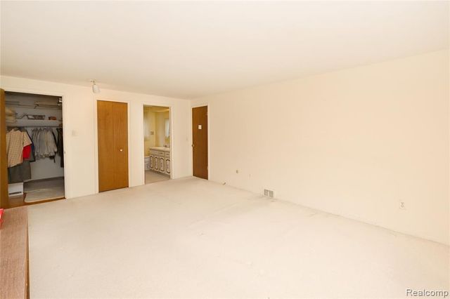 3728 Boulder Drive, Troy, MI 48084