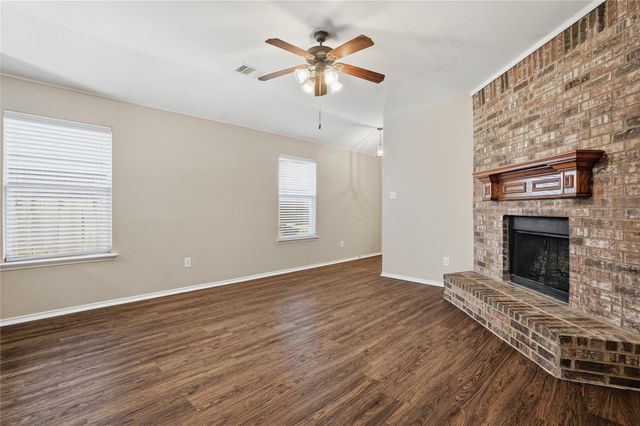 4009 Freedom Street, Forney, TX 75126