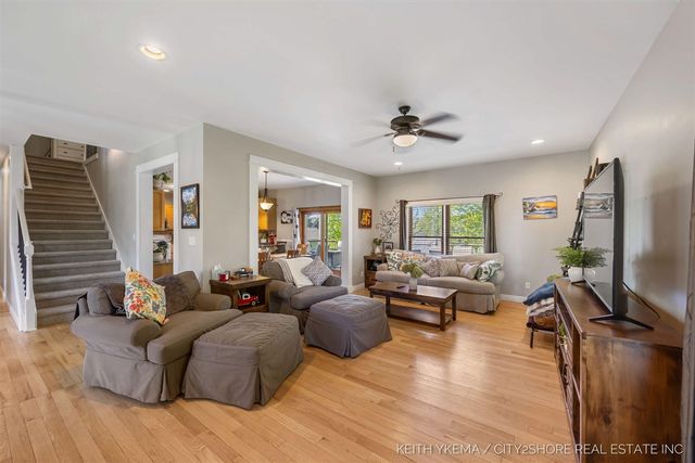 7453 Southwood, Byron Center, MI 49315