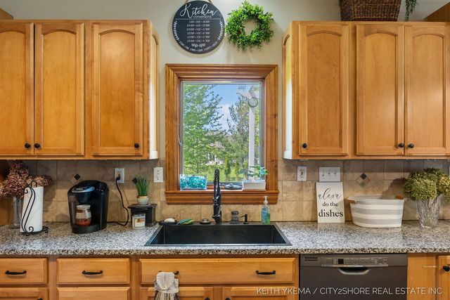 7453 Southwood, Byron Center, MI 49315