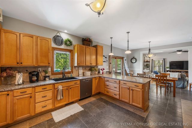 7453 Southwood, Byron Center, MI 49315