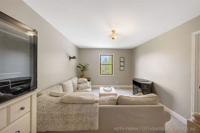 7453 Southwood, Byron Center, MI 49315