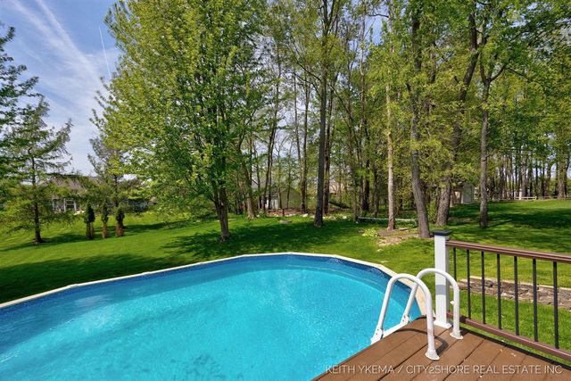 7453 Southwood, Byron Center, MI 49315