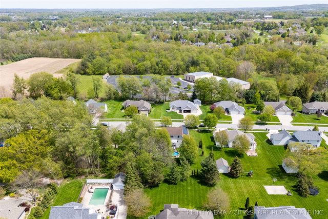 7453 Southwood, Byron Center, MI 49315