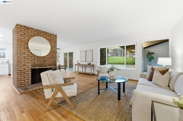 4534 Newhaven Way, Castro Valley, CA 94546