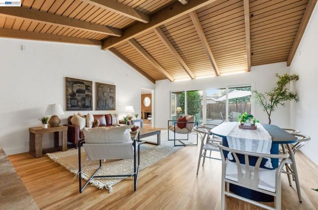 4534 Newhaven Way, Castro Valley, CA 94546