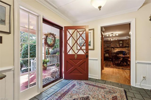 105 Sherwood DR, Williamsburg, VA 23185