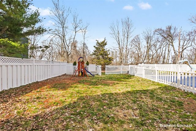 4351 Brookcrest Drive, Wyoming, MI 49418