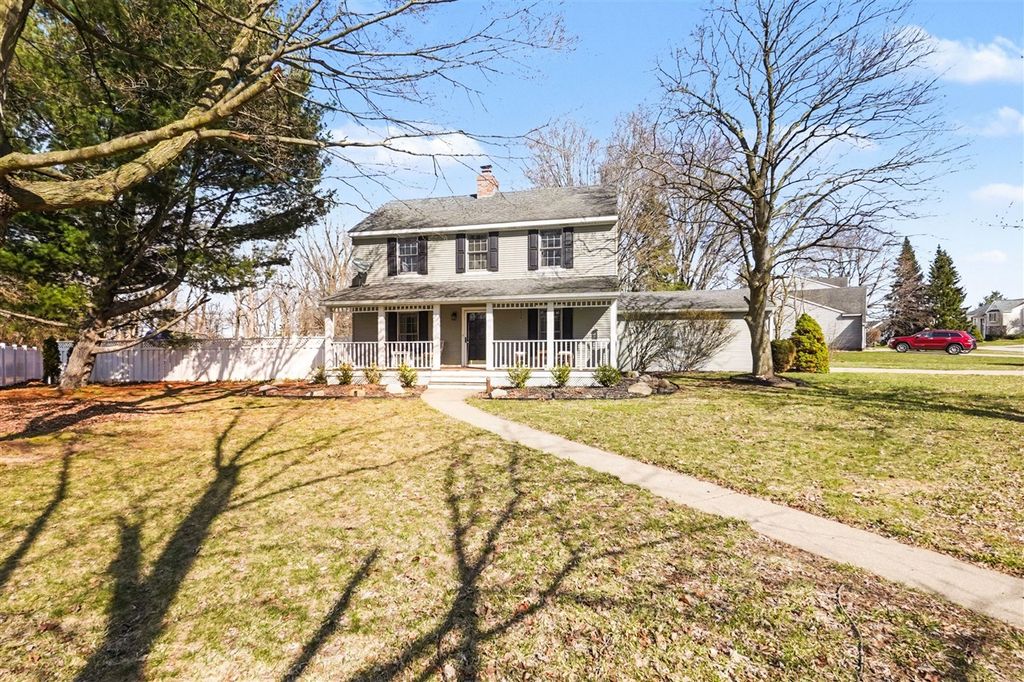 4351 Brookcrest Drive, Wyoming, MI 49418