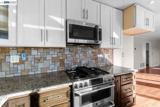 36671 Ponderosa Ct., Newark, CA 94560