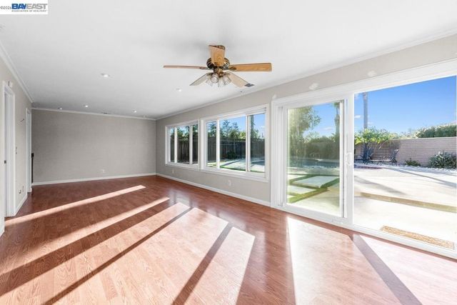 36671 Ponderosa Ct., Newark, CA 94560