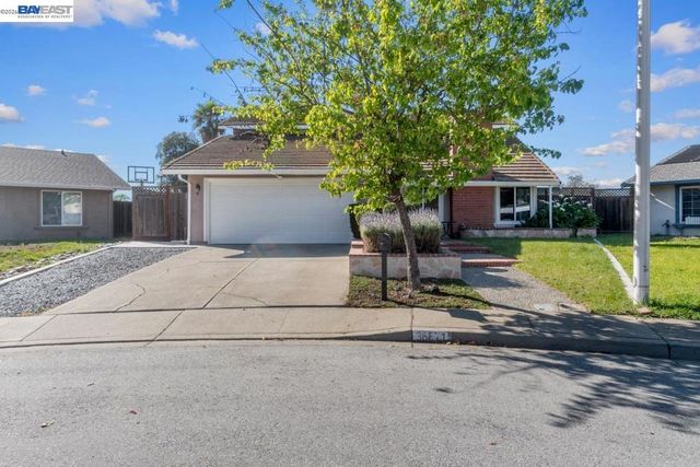 36671 Ponderosa Ct., Newark, CA 94560