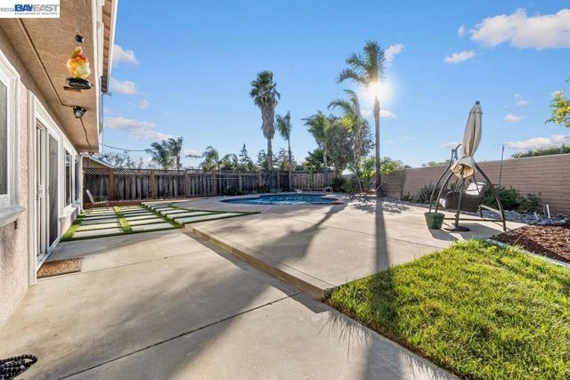 36671 Ponderosa Ct., Newark, CA 94560