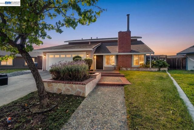 36671 Ponderosa Ct., Newark, CA 94560