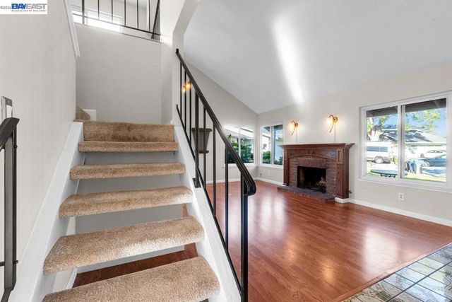 36671 Ponderosa Ct., Newark, CA 94560