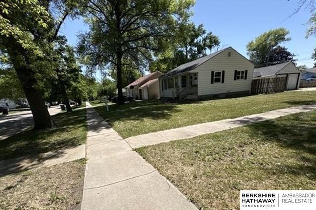 1665 N Keene Avenue, Fremont, NE 68025