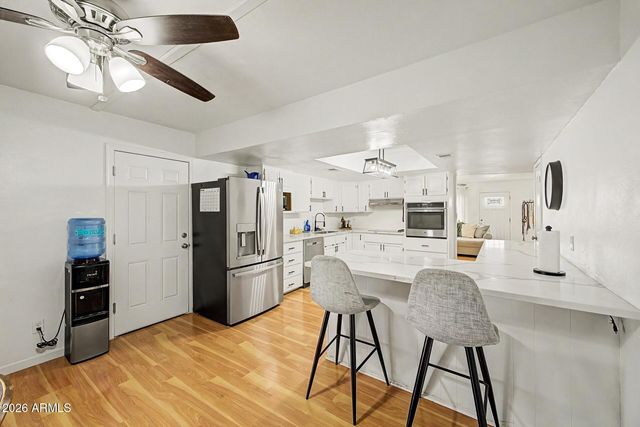 4104 W BUTLER Drive, Phoenix, AZ 85051