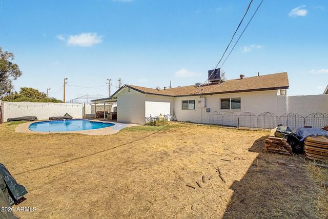 4104 W BUTLER Drive, Phoenix, AZ 85051