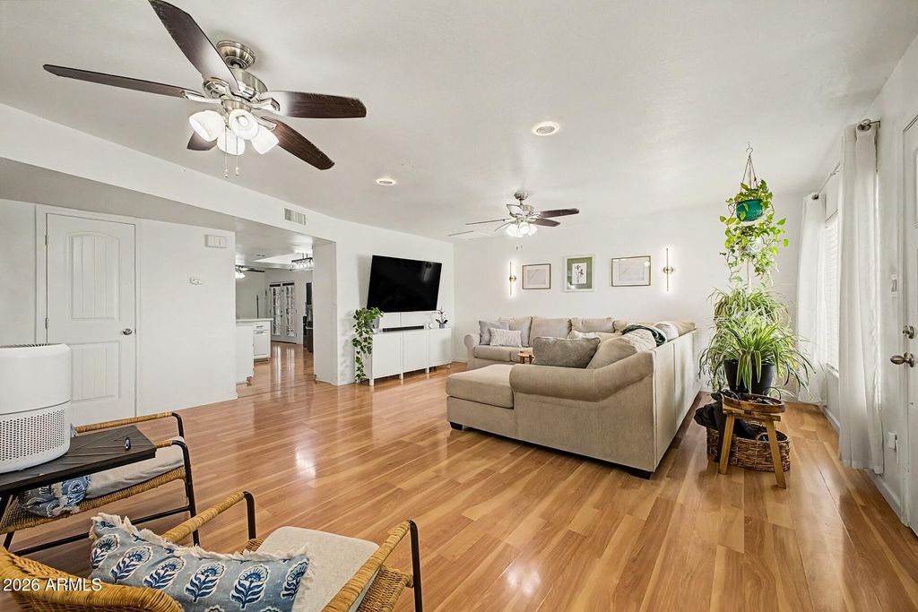 4104 W BUTLER Drive, Phoenix, AZ 85051 — photo 5
