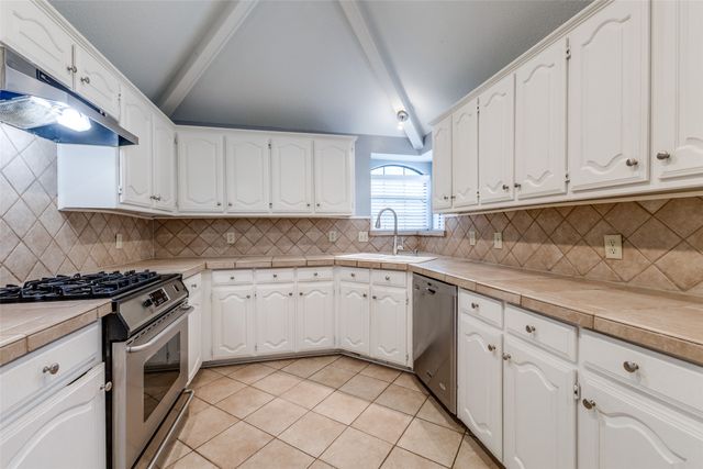 18612 Park Grove Lane, Dallas, TX 75287