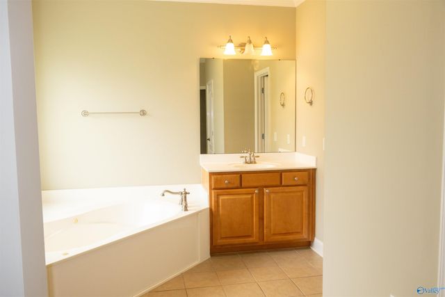 114 Parkview Drive, Meridianville, AL 35759