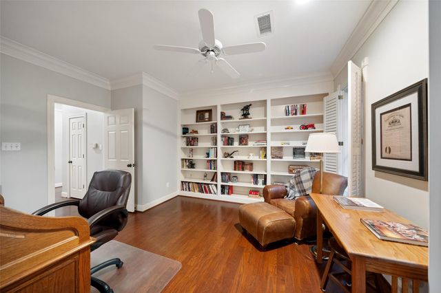 58 Bridgeberry Place, The Woodlands, TX 77381