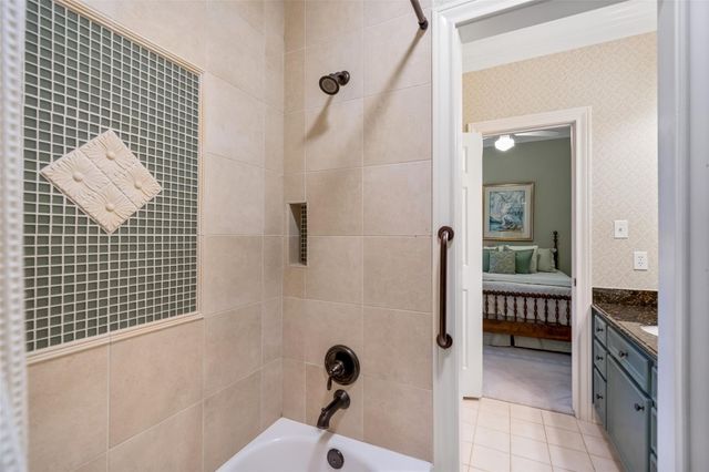 58 Bridgeberry Place, The Woodlands, TX 77381