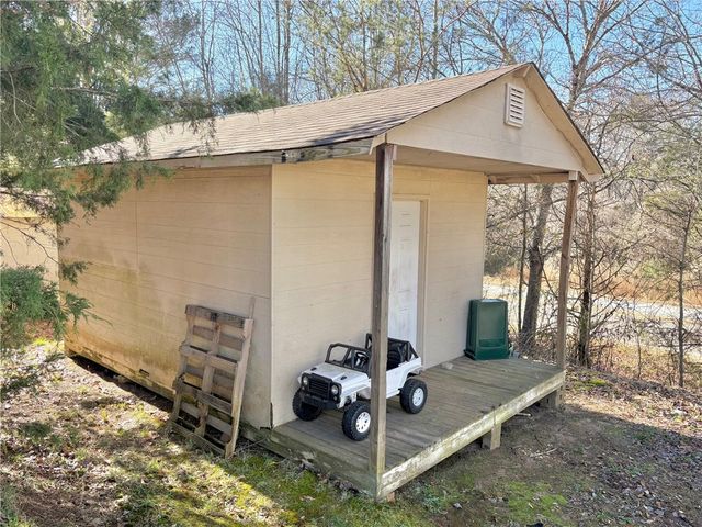 1404 Farrs Bridge Road, Easley, SC 29640