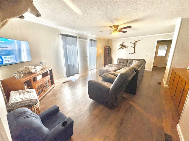 1404 Farrs Bridge Road, Easley, SC 29640