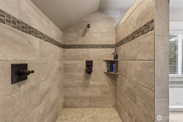 12322 Mundy Loss Rd. E, Buckley, WA 98321