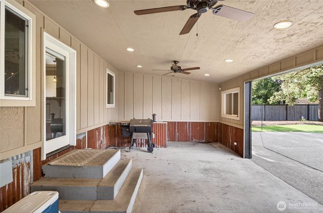 12322 Mundy Loss Rd. E, Buckley, WA 98321