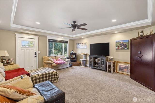12322 Mundy Loss Rd. E, Buckley, WA 98321