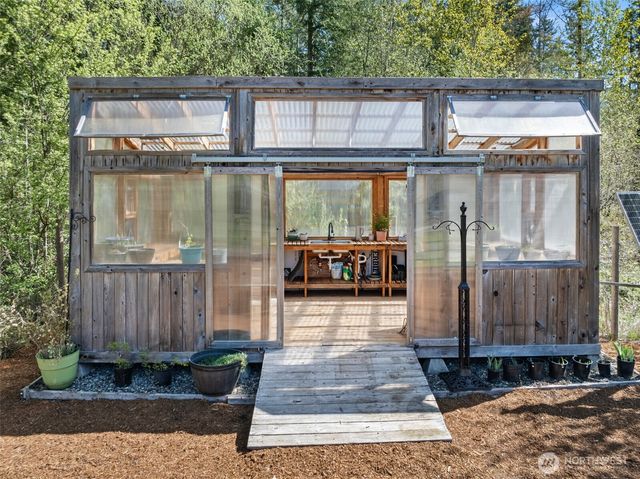 39603 18th Avenue S, Roy, WA 98580
