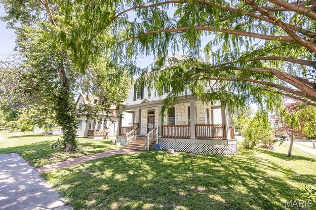 315 Wabash Avenue, Belleville, IL 62220