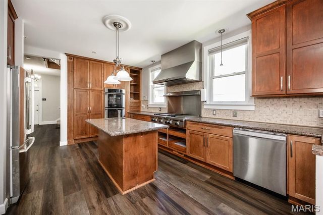 315 Wabash Avenue, Belleville, IL 62220