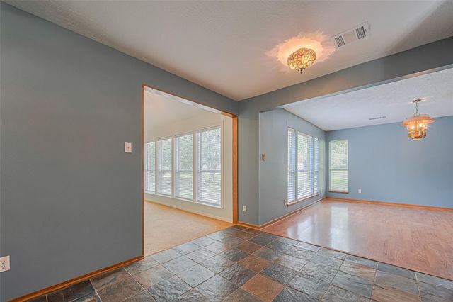 144 Pin Oak Lane, Hempstead, TX 77445