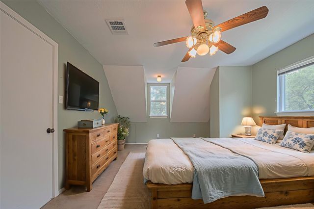 144 Pin Oak Lane, Hempstead, TX 77445