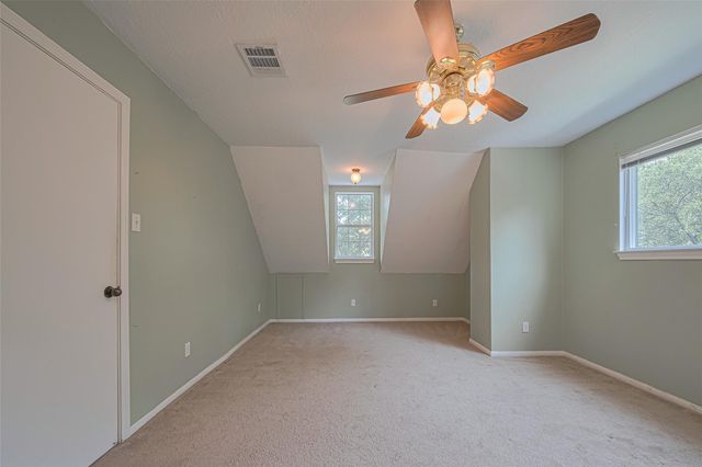 144 Pin Oak Lane, Hempstead, TX 77445