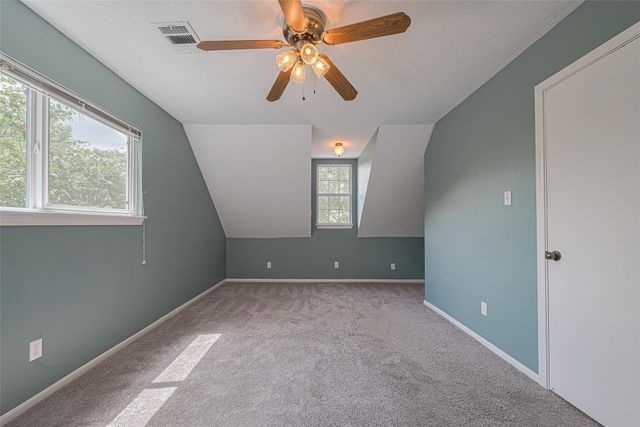 144 Pin Oak Lane, Hempstead, TX 77445