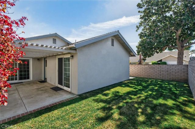 1865 N Garland, Anaheim, CA 92807