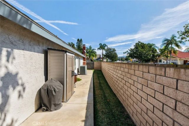 1865 N Garland, Anaheim, CA 92807