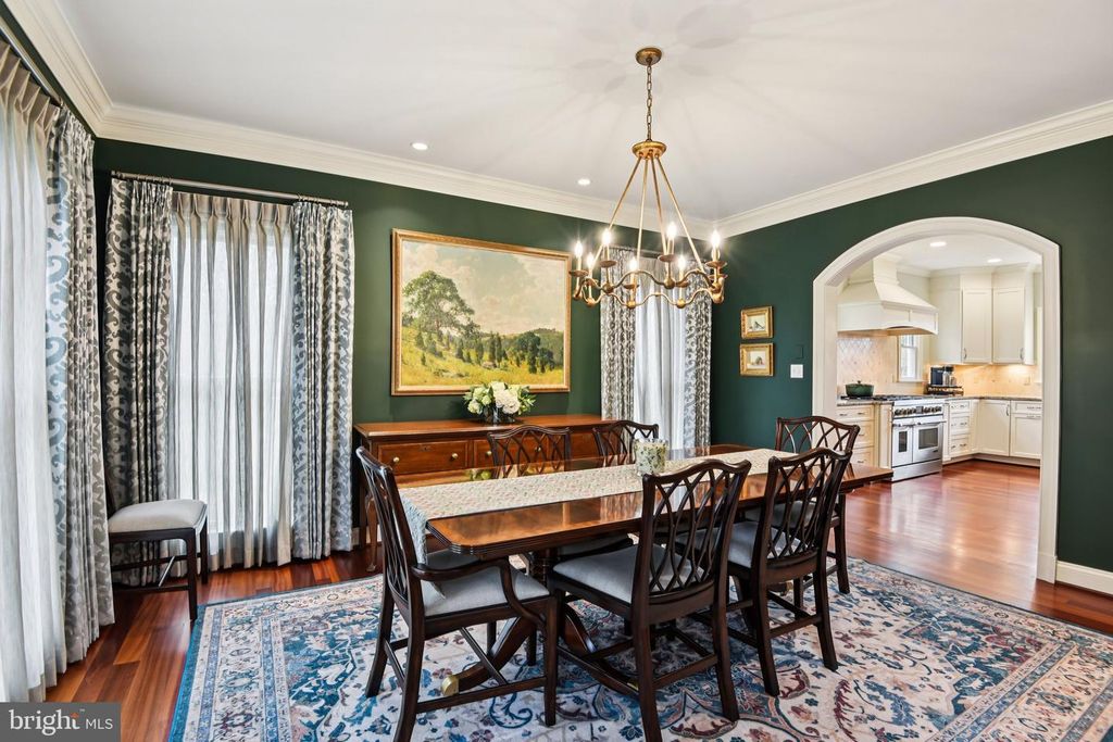 Image 24 of property listing at 2004 DIANE LN, Ellicott City, MD 21042