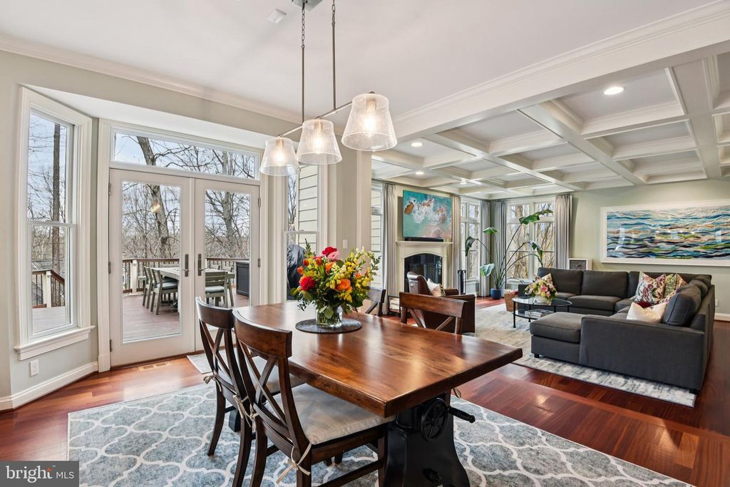 Image 37 of property listing at 2004 DIANE LN, Ellicott City, MD 21042